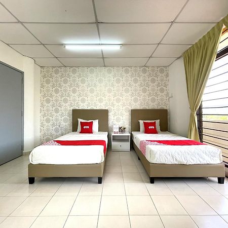 Oyo Home 90326 Wg Guest House George Town Eksteriør bilde